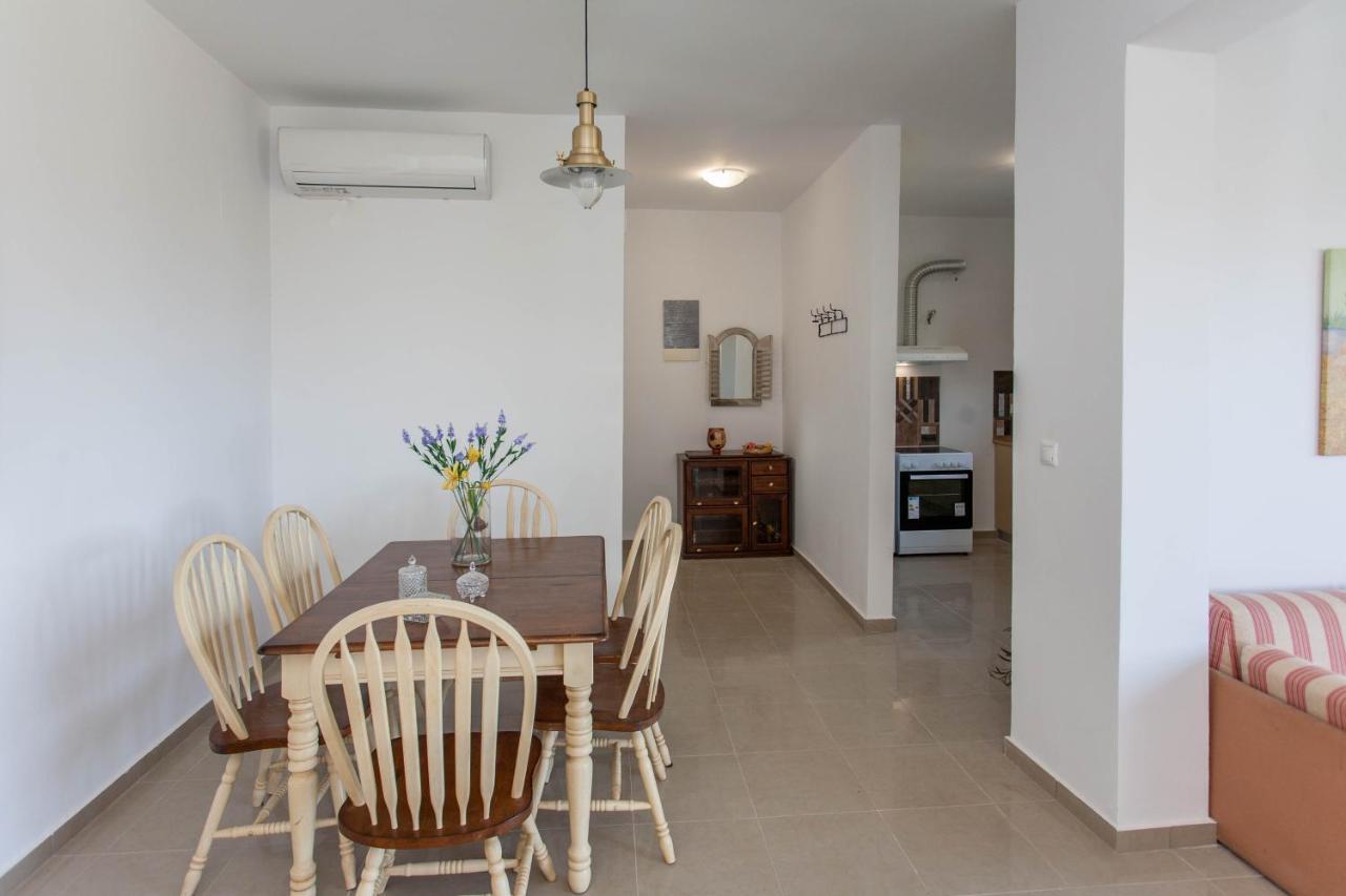 Hillside Seaview Apartment Stalos Exterior photo